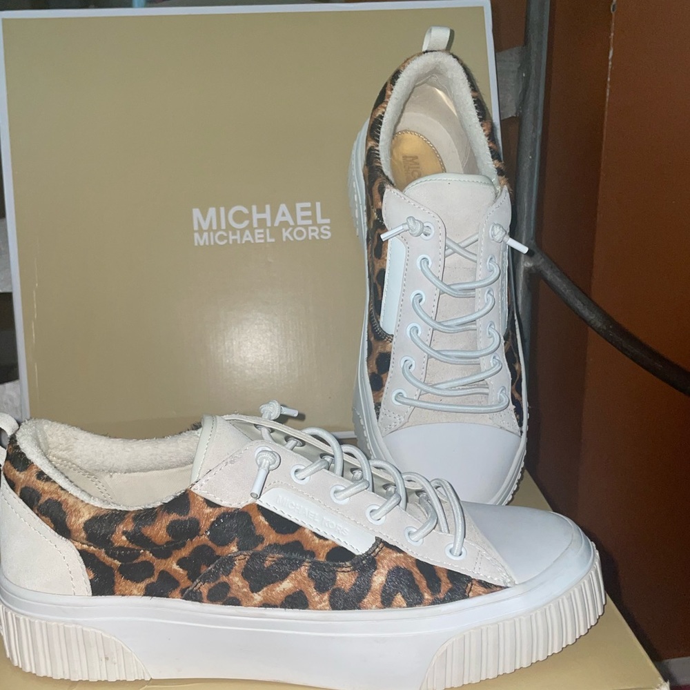 Michael Kors Oscar Cheetah Print Sneakers, Size 7! Only worn 1 time!